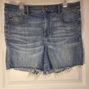 American Eagle Jeans Shorts with Raw Edge - Size 16
